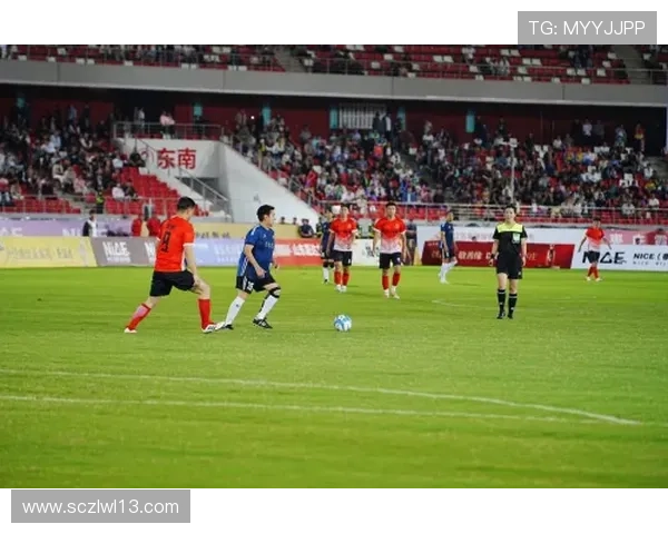 足球明星卡牌杀手揭秘如何在球场与卡牌世界中双双称霸