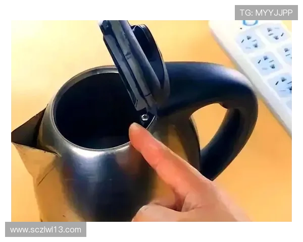 足球明星名字的英文发音技巧与常见误区解析 足球明星名字的英文发音技巧与常见误区解析